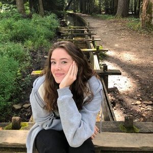 Meet your Posher, Eliza